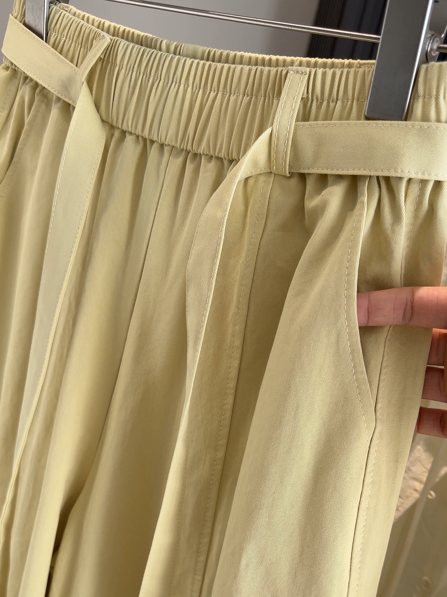 Quần culottes nữ ống rộng dáng suông, chất liệu linen phối sợi tencel mềm mại, dài 9 điểm — Trà sữa màu chi tiết 8
