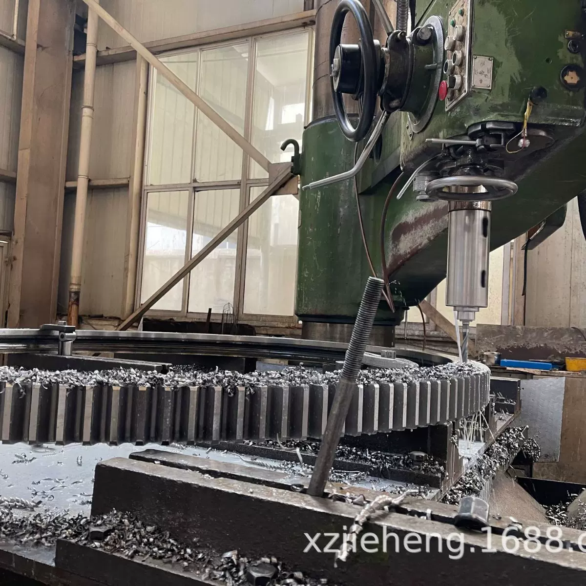 掘进机三一佳木斯三排滚柱回转支承配件厂家生产销售转盘轴承