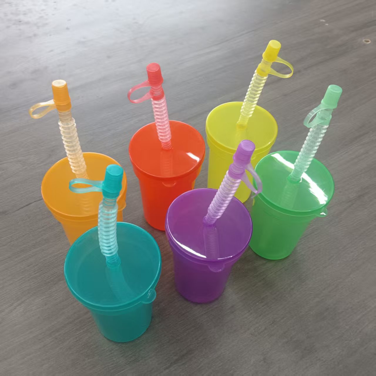 Cross-Border Amazon Children's Summer Retractable Straw Plastic Cup 6-Color Rainbow Straw Cup Beverage Juice Cup