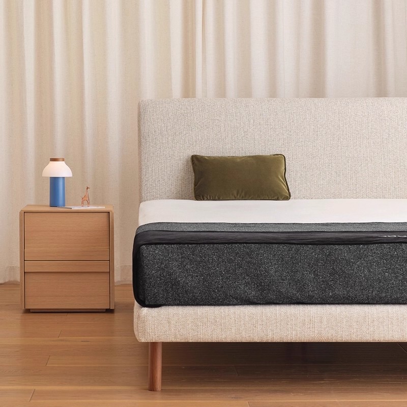 Vaselli Weisi Bed Pure Comfortable Bed White Edge Modern Simple Linen Fabric Scandinavian Japanese Double Bed