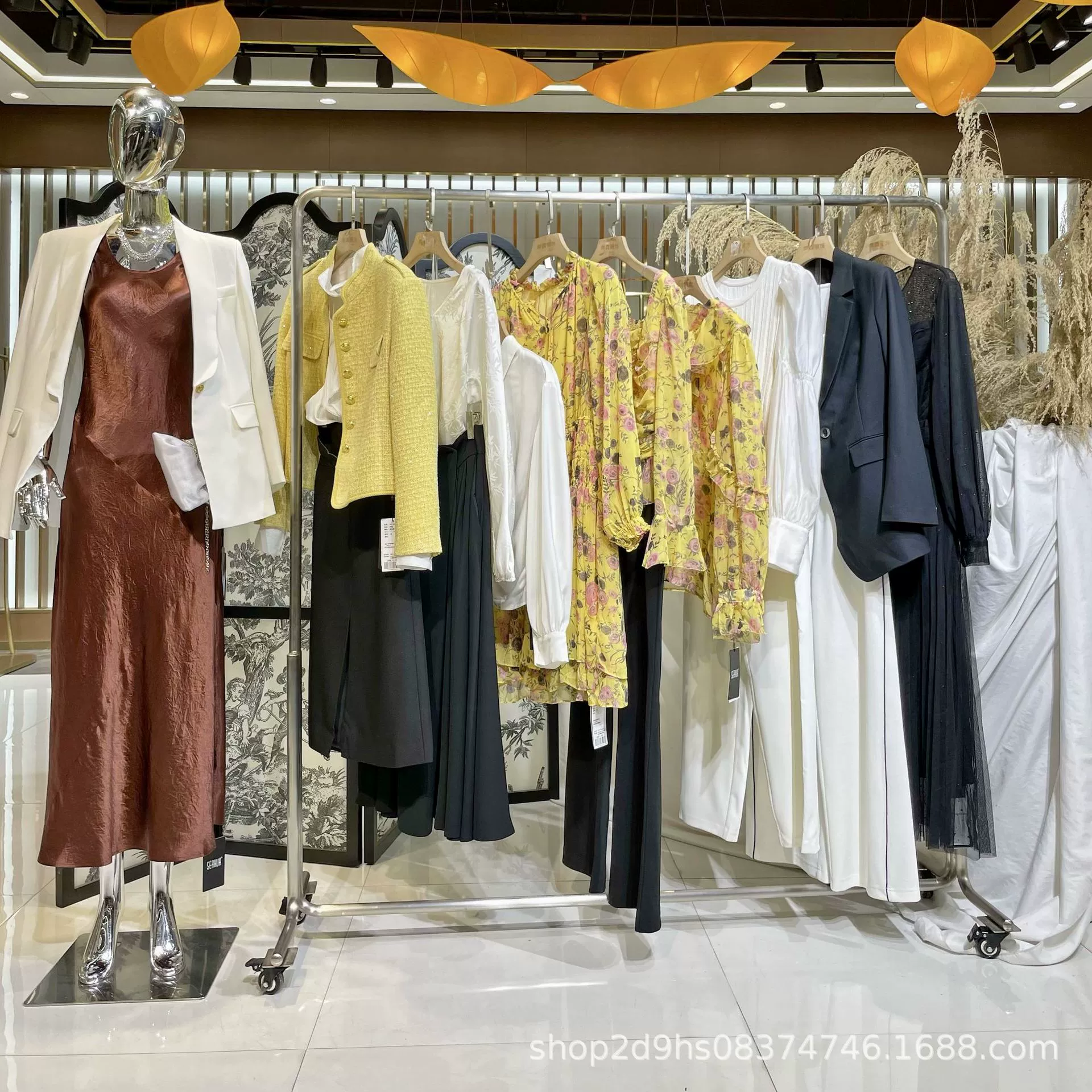 Высококачественное платье из ацетата для повседневной носки, осенняя коллекция, женская одежда премиум-класса, распродажа, оптовая поставка напрямую от производителя.