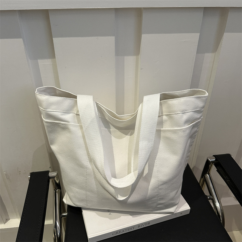 Invierno nuevo paquete de gran capacidad 2024 este año popular bolso casual coreano simple bolso de hombro