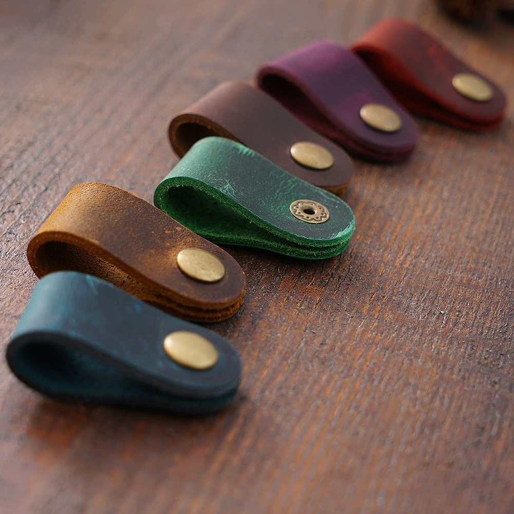 Cowhide Leather Key Holder, Top-Layer Genuine Leather, Compact 20×40 mm Key Fob