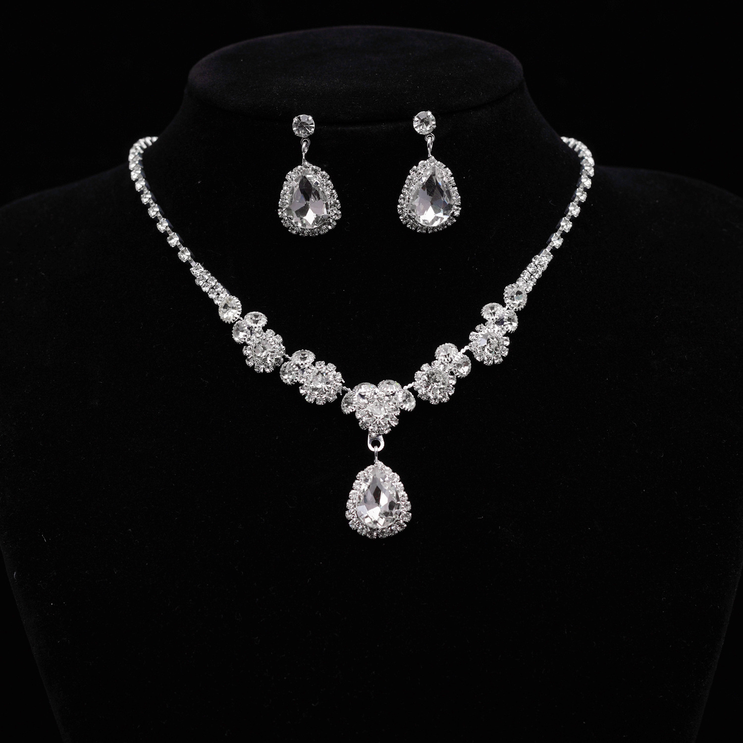 Cross-Border New Product Diamond Wedding Jewelry Set Flower Necklace Earrings Rhinestone Fashion Exquisite Gift Bridal Accessories