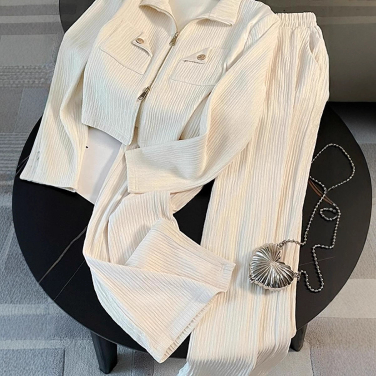 Autumn and Winter Sports Suit for Women, New Trendy Street Fashion Cardigan Sweatshirt, Chanel-Style Casual Two-Piece Set for Women