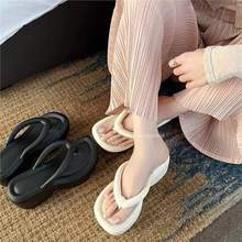 ��ۺ��������Ů2025�ļ��¿�С���ӕr���⴩����ɳ������Ь