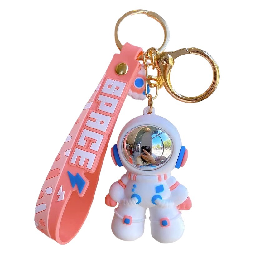 Cartoon Cool Astronaut Spaceman Doll Keychain Creative Car Accessories Cute Couple Bag Pendant Gift