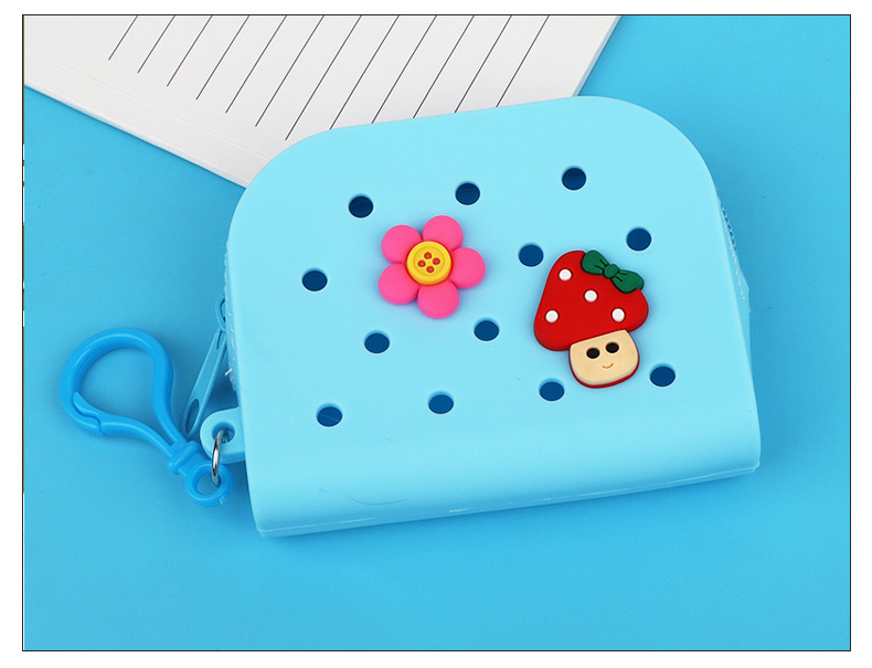 Unisex Solid Color Silica Gel Zipper Coin Purses display picture 2