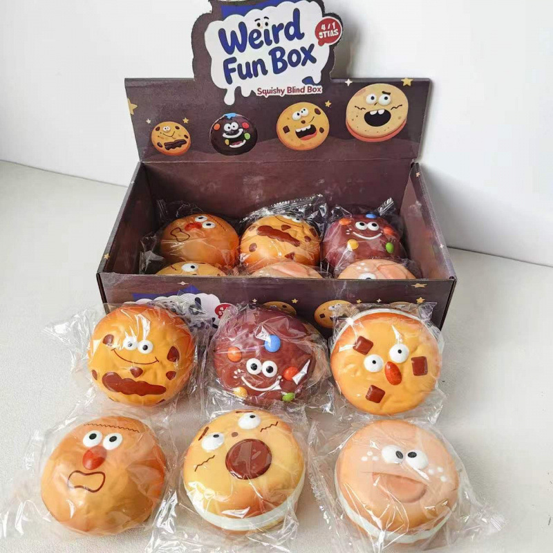 Quirky and fun cookies, slow-rebound blind box, squishy stress-relief toy, creative gift, blind box, cute New Year gift Quirky and fun cookies, slow-rebound blind box, squishy stress-relief toy, creative gift, blind box, cute New Year gift