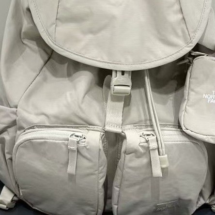 Beijia ガールズ 新しいバックパック カジュアル スポーツ 大容量 ファッション 多用途 旅行 登山 旅行 軽量バックパック|undefined