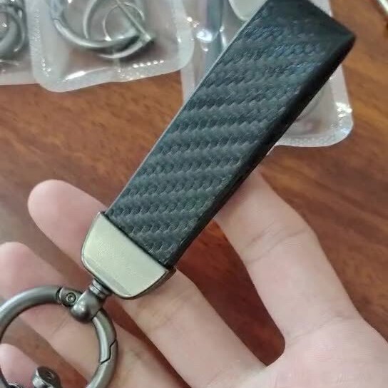 Toyota special carbon fiber pattern key chain metal key ring RAM key rope high-grade car interior products lanyard Toyota special carbon fiber pattern key chain metal key ring RAM key rope high-grade car interior products lanyard