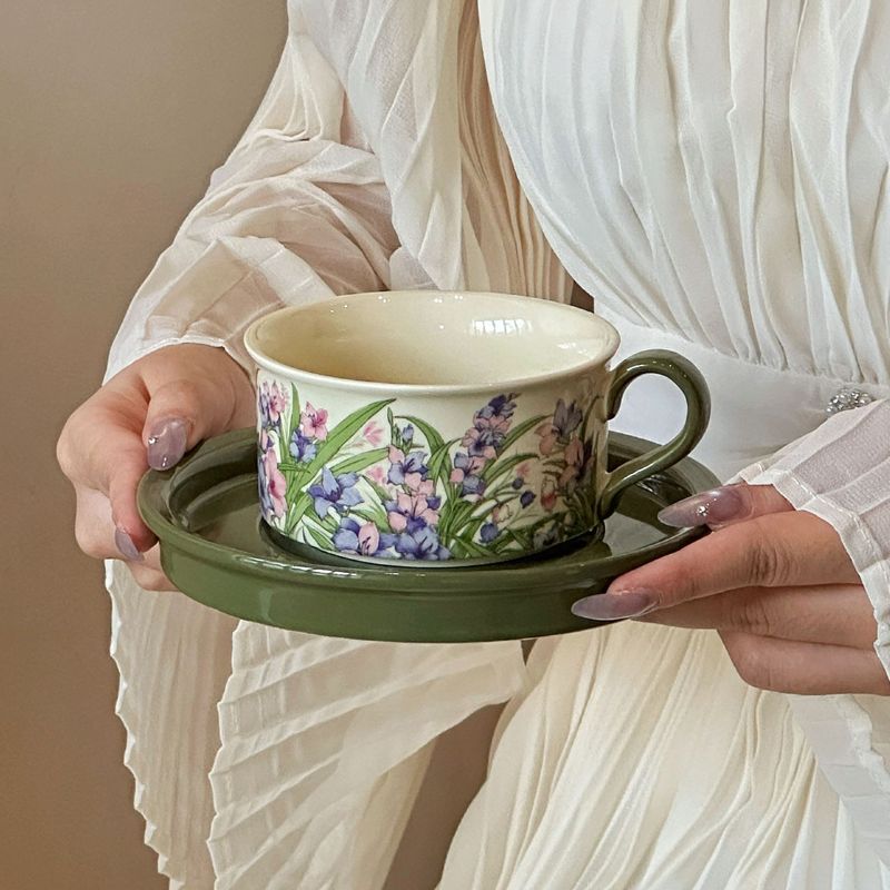 レトロな油絵のようなスズランの花マグカップとソーサーセットセラミックスズランコーヒーカップギフトボックスハイエンドのお土産|undefined