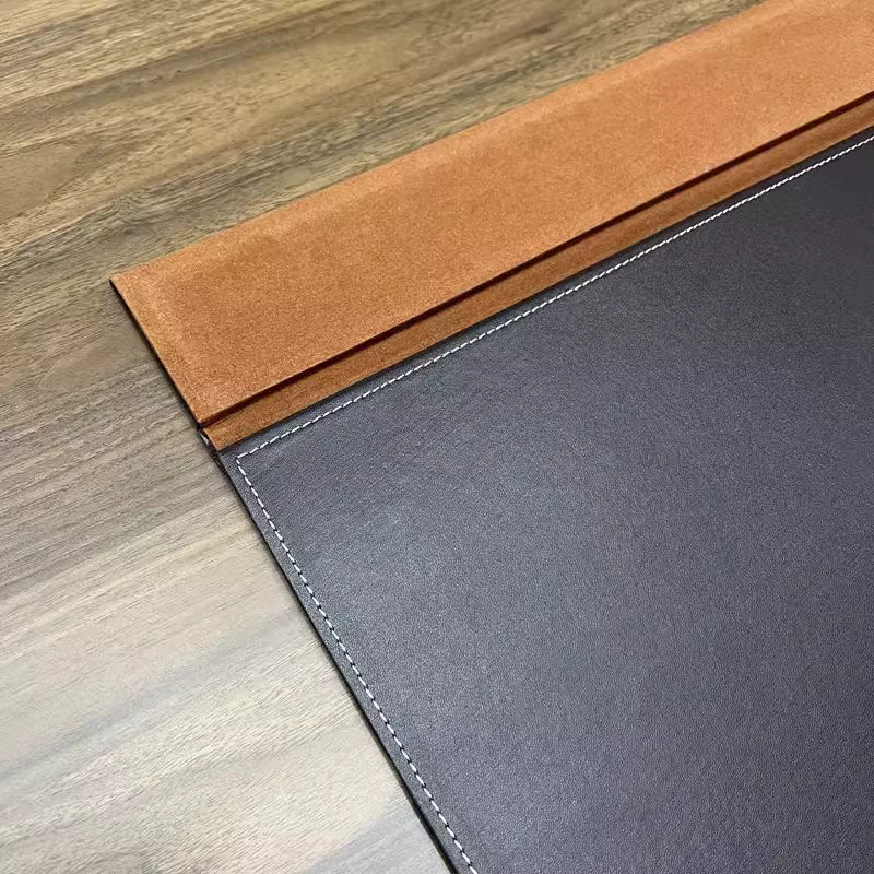 Big table mat, laptop, keyboard, table mouse, writing board writing, business version