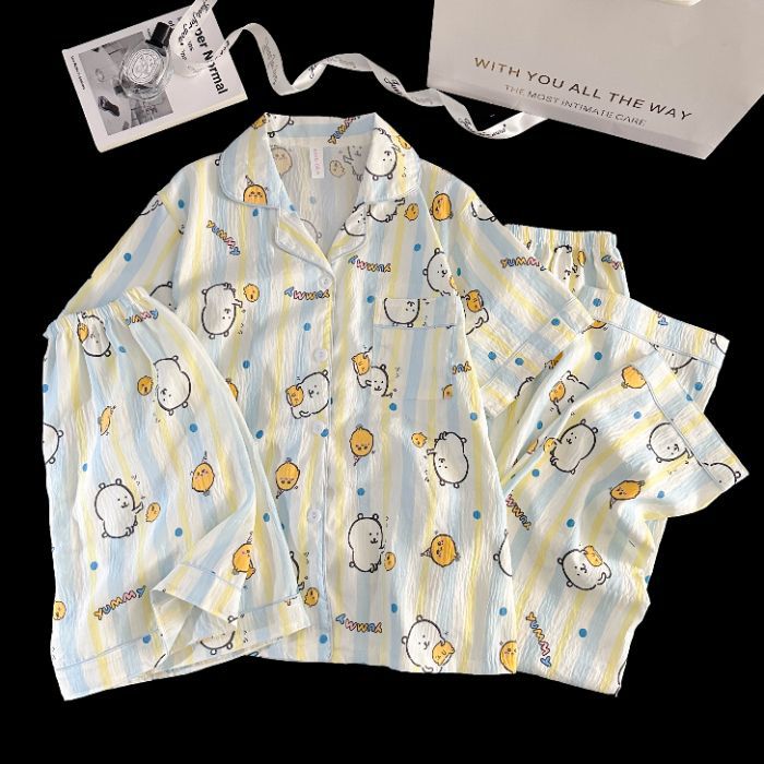 Venta al por mayor transfronteriza de tres piezas nube de algodón solapa cárdigan de dibujos animados pantalones de manga corta pantalones cortos ropa a domicilio traje de pijama de mujer