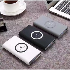 新型移動電源10000ミリアンペア三合一無線充電移動電源無線充電宝超薄卸売り
