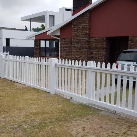 Fence - Decorative Privacy Fence with Metal Posts, Garden Fence for Backyard, Patio, and Yard Fence - Decorative Privacy Fence with Metal Posts, Garden Fence for Backyard, Patio, and Yard