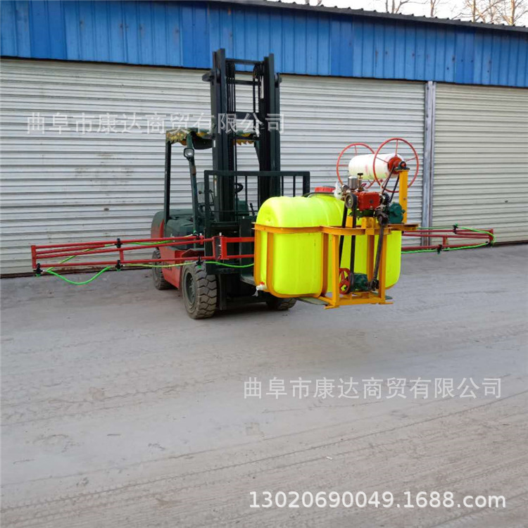 四轮拖拉机打药机 四轮后悬挂喷雾器 小麦玉米喷杆高压打药机
