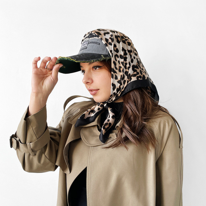 Kleines quadratisches Seidentuch, 70 cm, Damen-Kopftuch, europäisch-amerikanisches Cashew-Muster, professionelles Halstuch_voghion.com