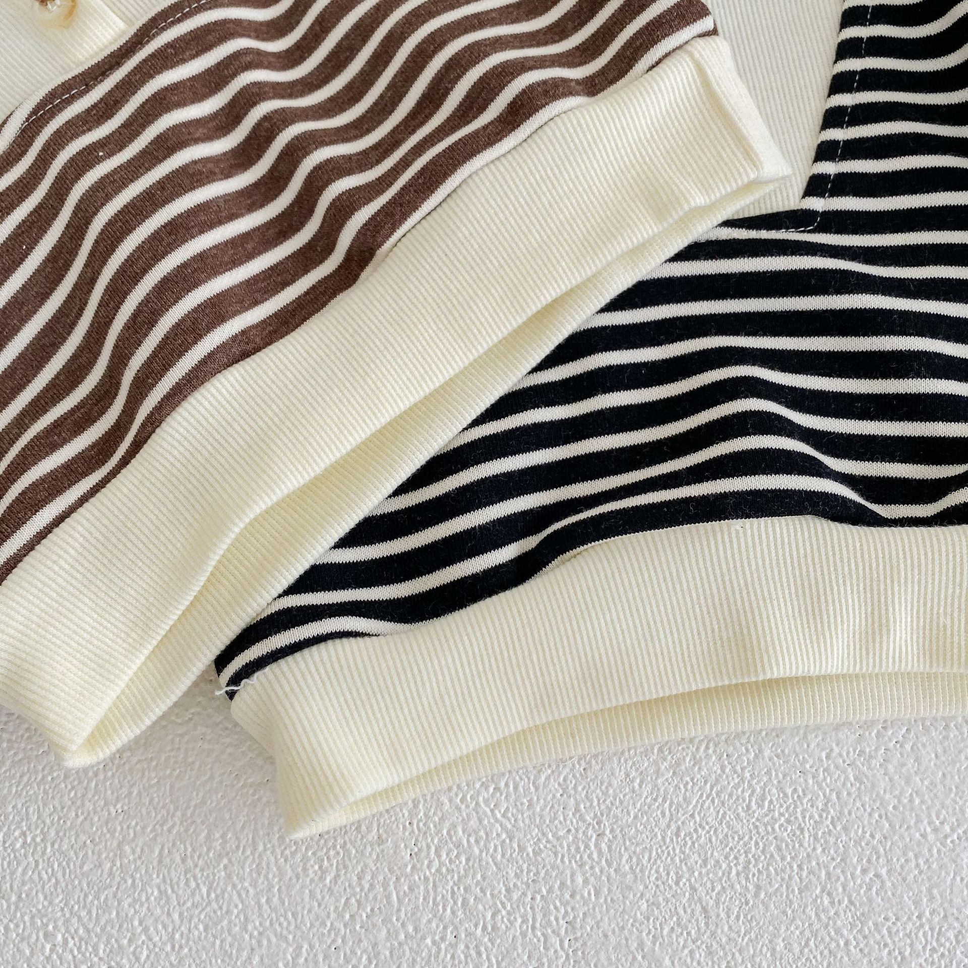 Abbigliamento autunnale 2024 per neonati, bambini piccoli, ragazzi e ragazze, pullover a righe a maniche lunghe + pantaloni a pieghe_voghion.com