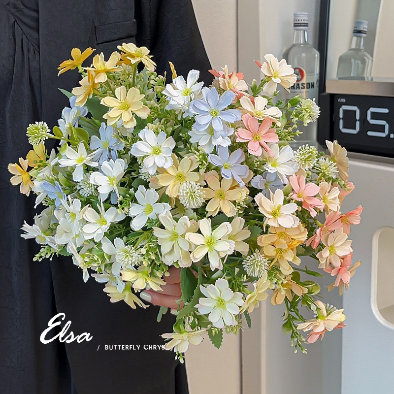 Street Flower Box Decoration 5 Forks 10 Butterfly Daisy Artificial Flower Bundle Living Room Coffee Table Fake Flower Daisy Ornaments