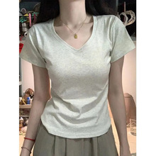 纯棉正肩V领短袖T恤女夏季新款修身设计感小众百搭显瘦优质棉上衣