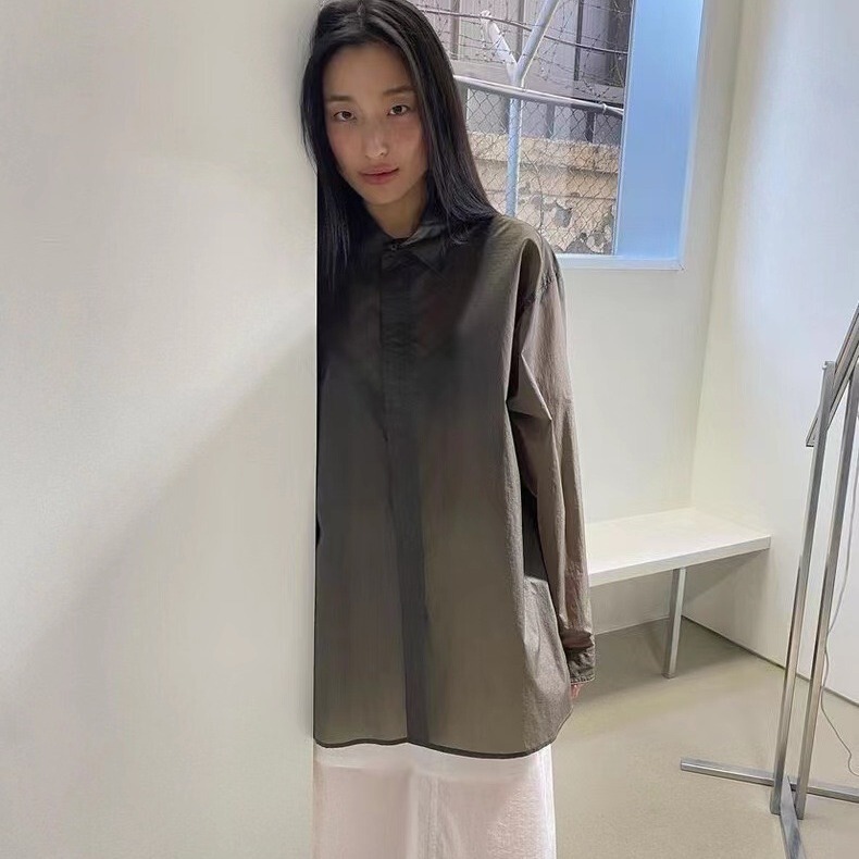 Now South Korea Dongdaemun designer Amom **to invisible Plaid tulle shirt two colors (inner coat Now South Korea Dongdaemun designer Amom **to invisible Plaid tulle shirt two colors (inner coat