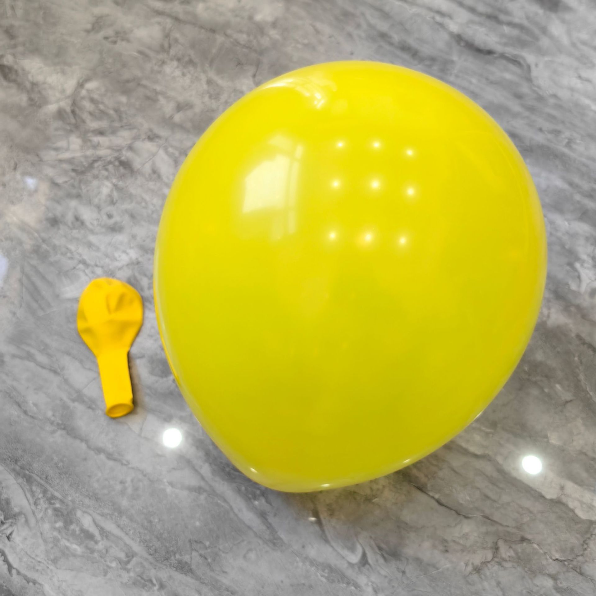 2,8G 12 pulgadas engrosada imitación mate globo al por mayor cumpleaños boda celebración apertura decoración mate globo