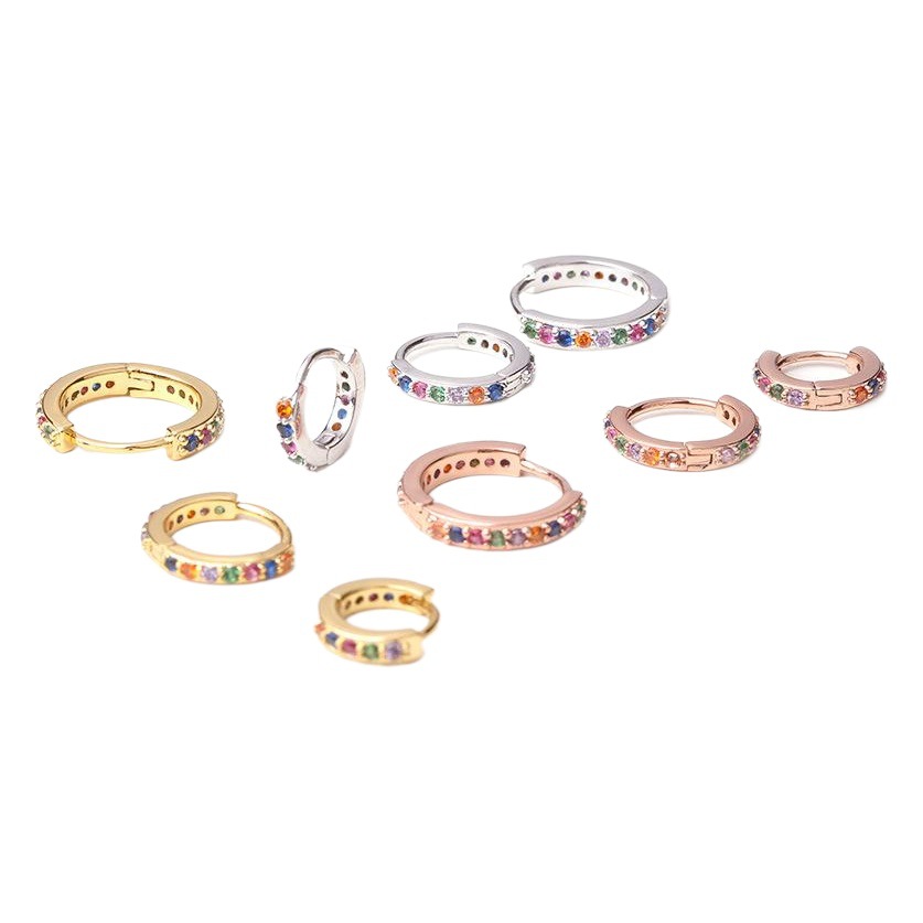 新しいジルコンの耳のボタンは円形の小さい耳の釘のファッションの個性の軟骨のイヤリングの対外貿易の耳の穿刺のアクセサリをはめ込んでいます。