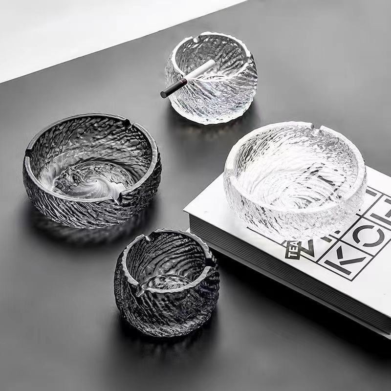 High quality glass fashionable creative capacious ashtray for office