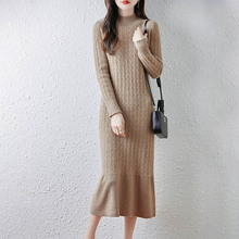 秋冬新款加厚纯羊毛连衣裙女中长宽松百搭扭花A字包臀羊绒打底裙