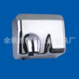 干手机;蹲便器;餐盆