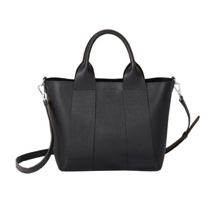 �ӹ������������ذ��Ɇμ������ţƤŮʿб����r��С��Ů��Ƥ��