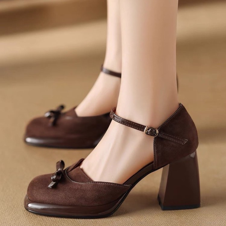 Wide-Footed, Fat-Footed, Large-Size Thick-Heeled Professional High-Heeled Shoes 41 to 43, Widened and Fattened, Comfortable Pointed-Toe Two-Wear Flats for Women