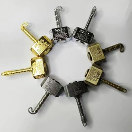 减压玩具;裁纸刀;陀螺