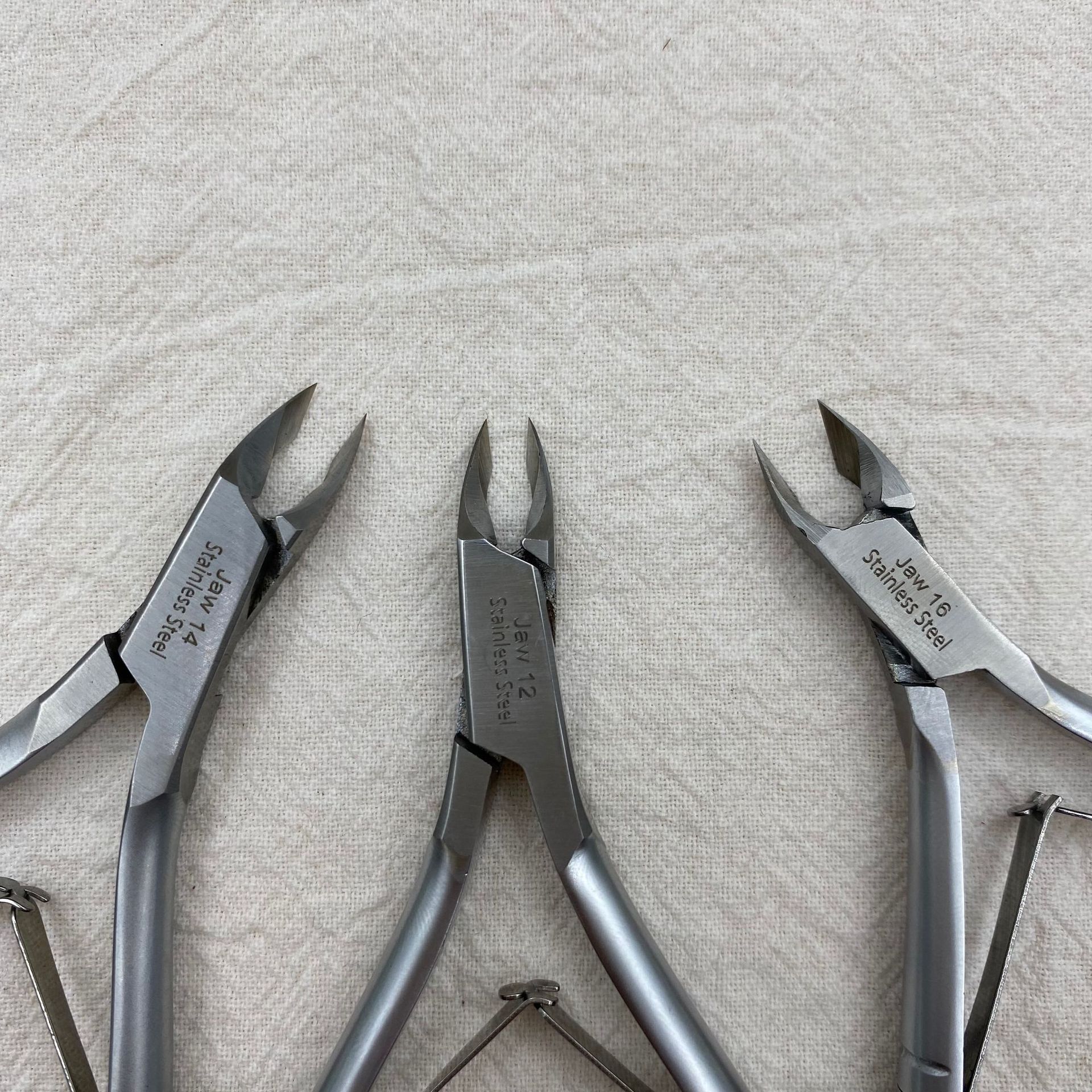 Sharp exfoliating nail scissors stainless steel for manicure