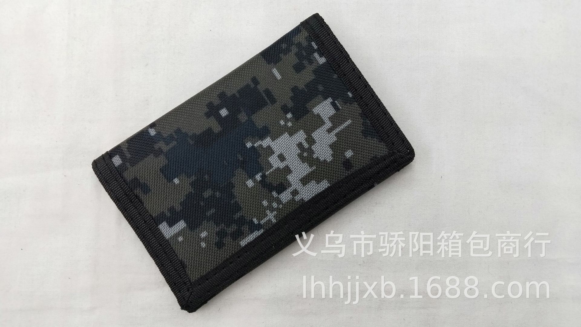 34B0D51BA6207E03300B4FD1BA3100