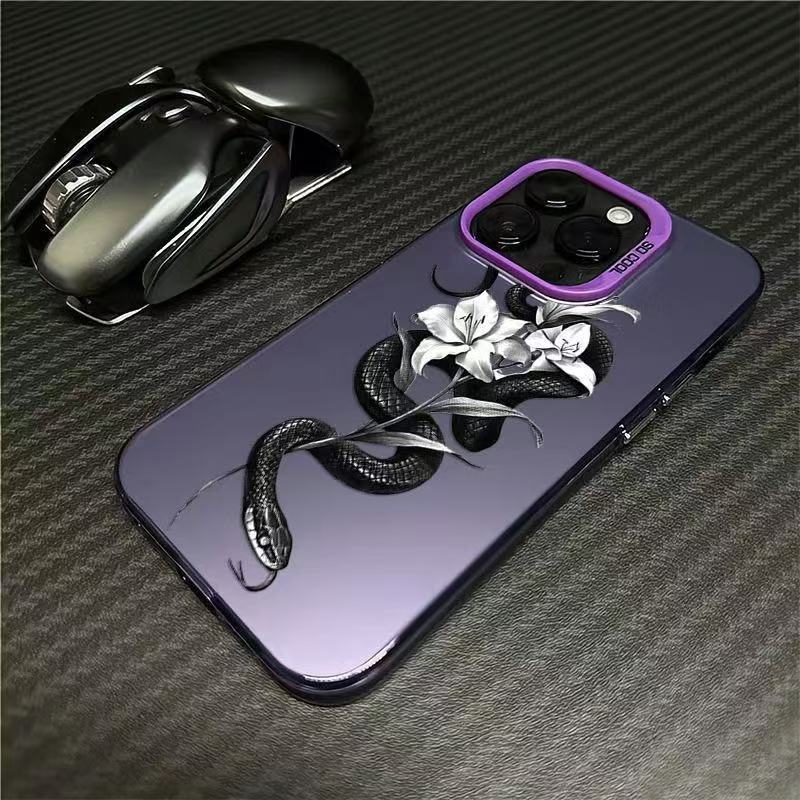 Nueva serpiente negra envuelta en flores para iPhone 16 funda para teléfono móvil Apple 15promax/14 anti-caída 13pro12 Europa y América