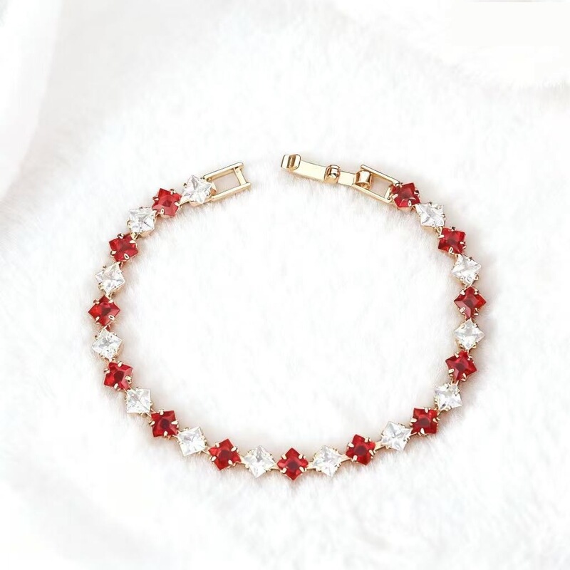 Korean-style ins-style square colored zircon bracelet with four-prong setting, square crystal tennis bracelet, light luxury minimalist style Korean-style ins-style square colored zircon bracelet with four-prong setting, square crystal tennis bracelet, light luxury minimalist style
