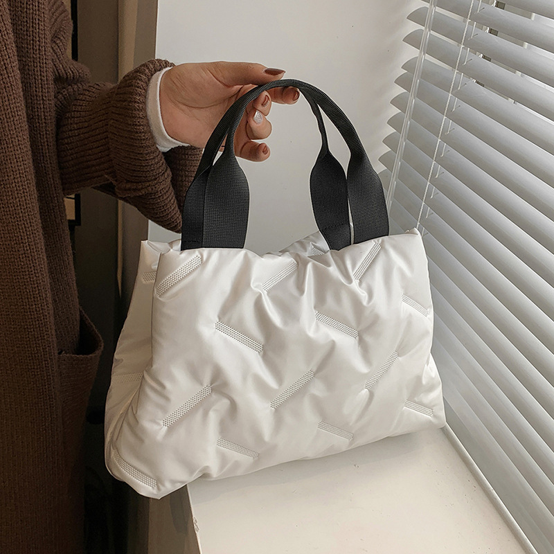 Foreign Trade Cross-border Fashion Large Capacity Handbag Women's Embossed Lightweight Down Cloth Bag Trendy Simple Women's Bag Foreign Trade Cross-border Fashion Large Capacity Handbag Women's Embossed Lightweight Down Cloth Bag Trendy Simple Women's Bag