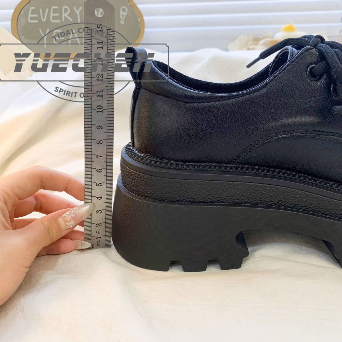 Red éxito explosivo cabeza redonda zapatos de cuero para mujeres 2023 nuevo tacones gruesos temperamento de fondo grueso japonesas jk mary zhen zapatos para niños