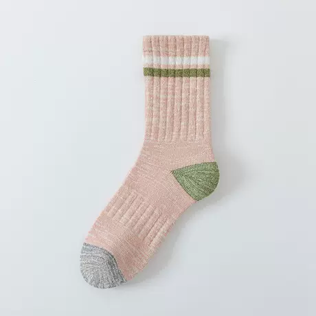 One size fits all: lightweight shock-absorbing outdoor hiking socks