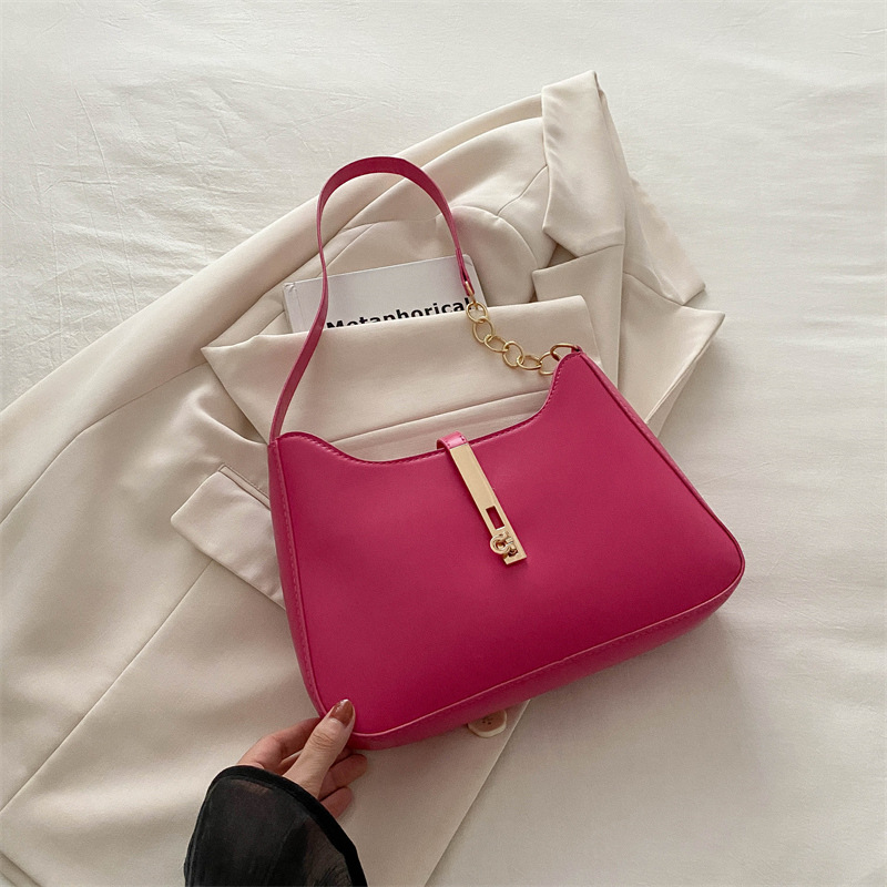 Bolso de alta sensación 2024, nuevo bolso de moda, primavera y verano, simple y versátil bolso de hombro de transporte, bolso de nicho de textura bajo la axila