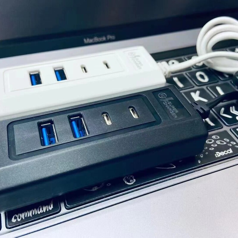 New product plug-in PD20W fast charge mini smart plug-in European regulations US regulations Typec + USB four-in-one plug-in