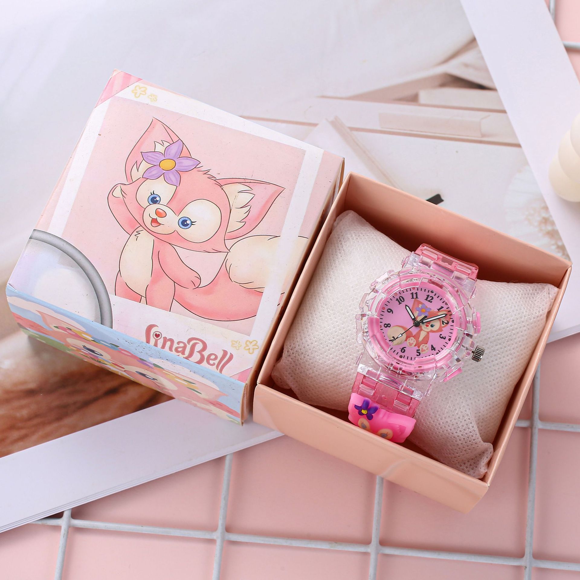 Reloj para niños Dibujos animados Sanrio Kulomi Reloj electrónico luminoso Reloj de cuarzo con puntero digital para estudiantes de primaria y secundaria