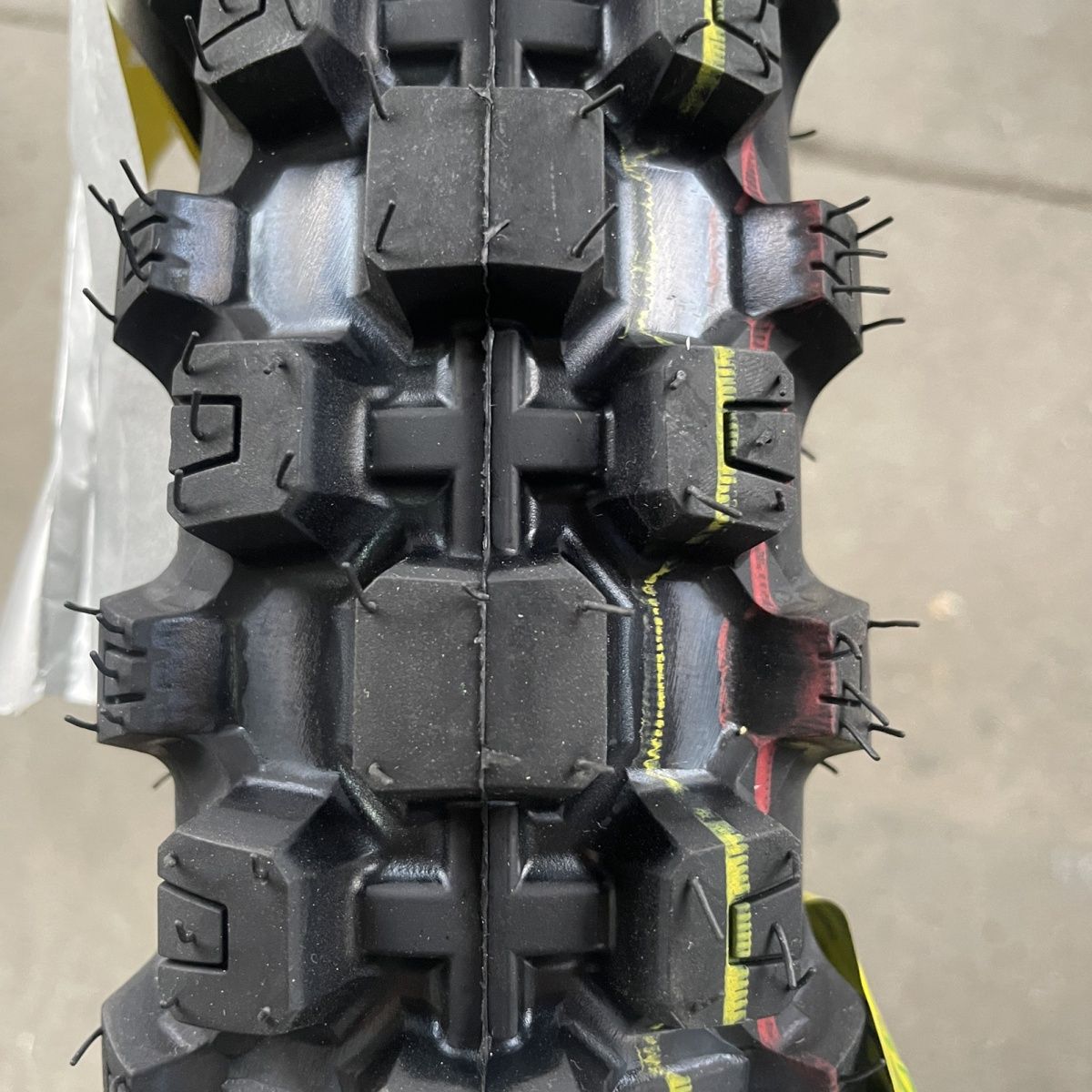 弯梁车轮胎2.50/2.75-17女士摩托车前后内外真空胎70/90/80/90-17