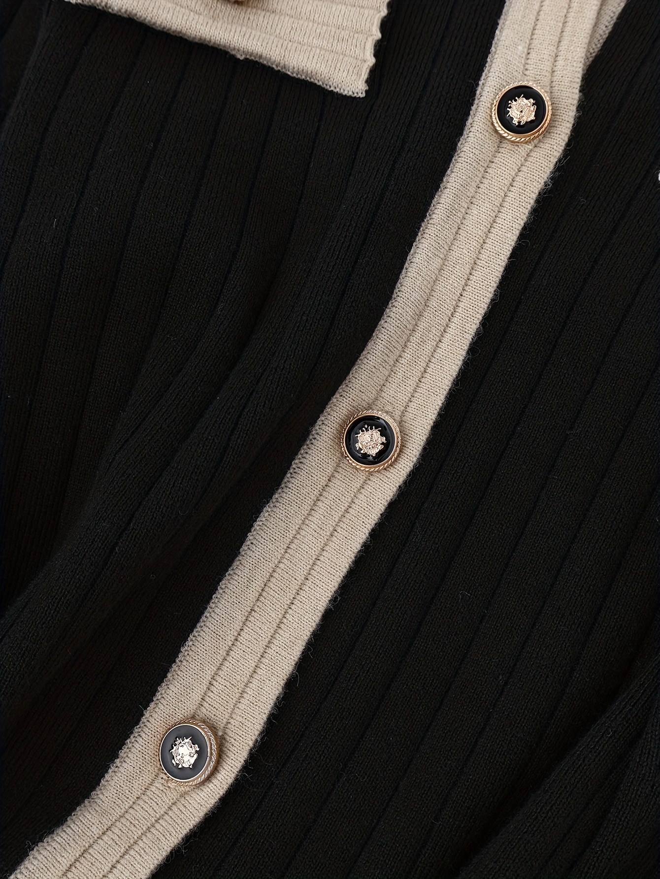 Completo elegante con maglione lavorato a maglia e gonna lunga tinta unita – Top a maniche lunghe color-block con gonna fluida_voghion.com