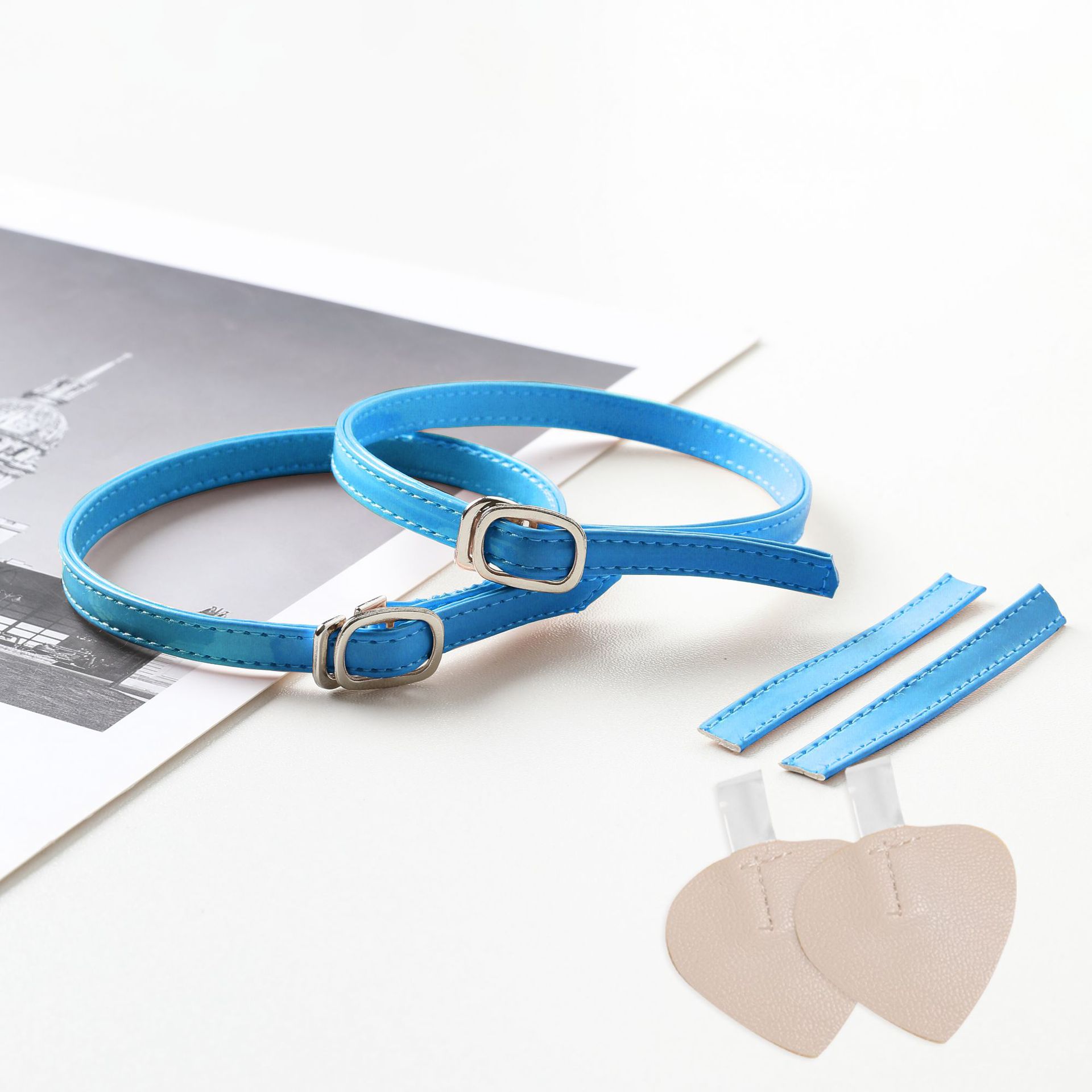 Venta al por mayor parche sin costuras con cordones anti-caída tacón alto invisible con cordones perezosos sin tacón transparentes zapatos de una sola capa anti-caída zapatos de terciopelo