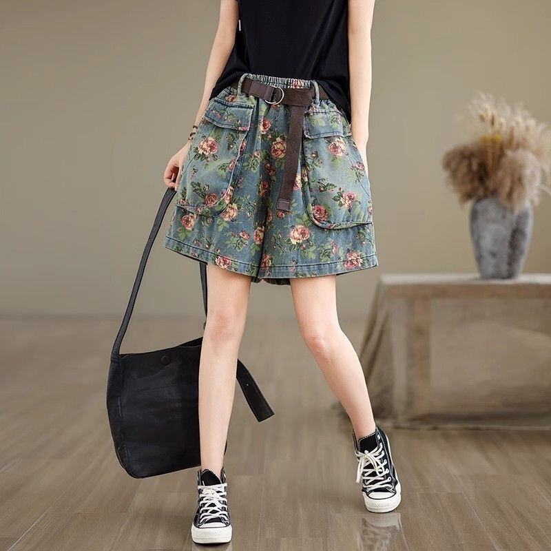 Casual Fashion Denim Shorts for Women, Summer Thin Style, 2026 New Model, Mom-Style Floral Pants, Plus-Size Wide-Leg Knee-Length Shorts