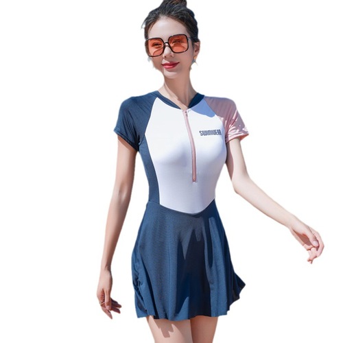 Sports swimsuit for women, one-piece, boxer-shaped, conservative, slimming, belly-covering, girl student, hot spring, color matching, Korean style new swimsuit