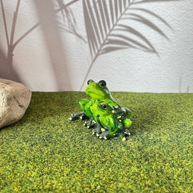 New Cross-border Amazon Father and Son Frog Office Desktop Entry Door Wine Cabinet Room Crafts Decoration Ceremony